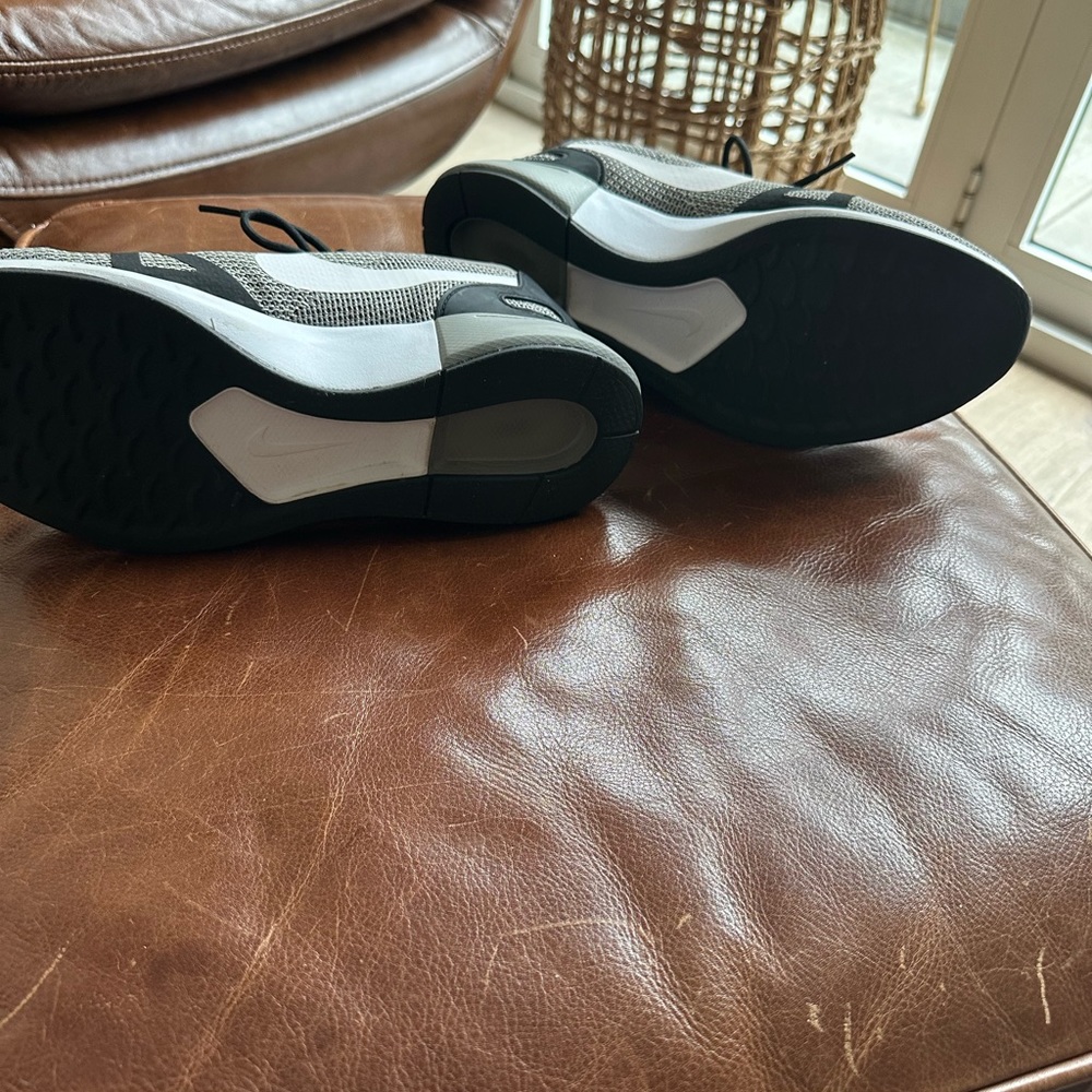 Nike Duel Racer Trainer. - Picture 4 of 4